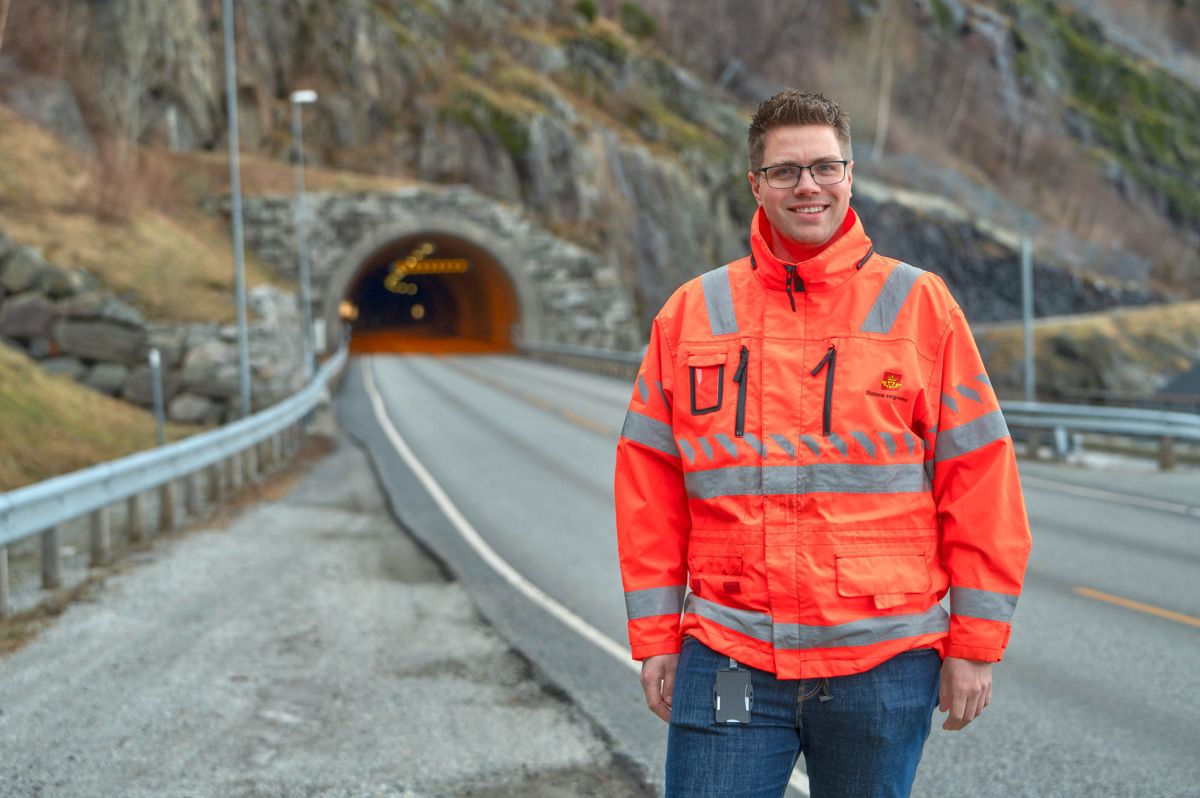 Marius Slinde i Statens vegvesen har ledet ekspertgruppen som foreslår flere tiltak for å kutte tunnelkostnader. Foto: Statens vegvesen.