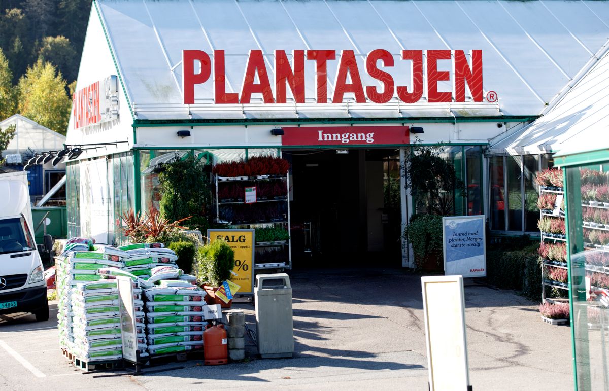Den norske plante- og hagekjeden Plantasjen skal kutte kostnader til rundt 176,5 millioner norske kroner i år. Foto: Gorm Kallestad / NTB