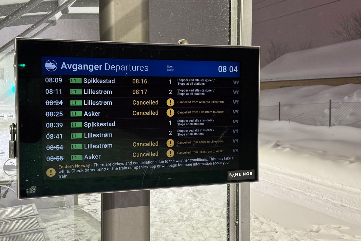 Kraftig snøfall på Østlandet har ført til flere forsinkelser og innstilte tog i vinter. Foto: Ørn E. Borgen / NTB