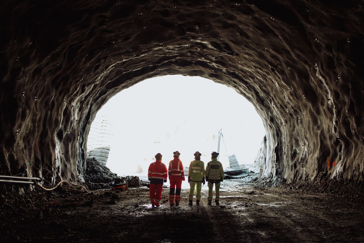 Bildet viser tunnelmunningen mot øst i det søndre løpet av Kolltveittunnelen, mot Bildøy. Foto: Statens vegvesen
