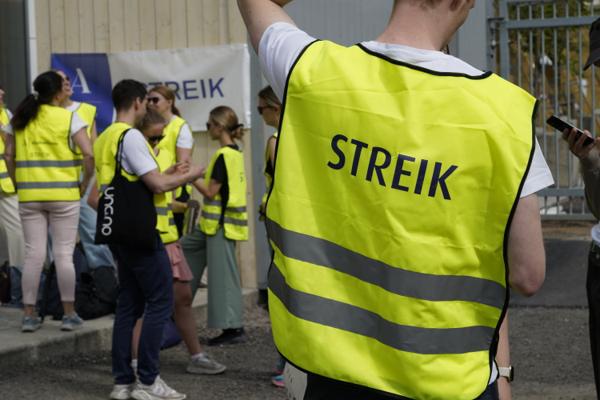 Akademikerne streiker etter at meklingen med staten ikke førte fram. Foto: Gorm Kallestad / NTB