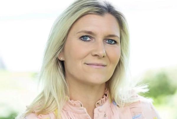 Vibeke Røise Warholm blir ny konserndirektør for strategi og bærekraft i Bane Nor. Foto: Hanne Cathrin Olsen, MAKEGraphics