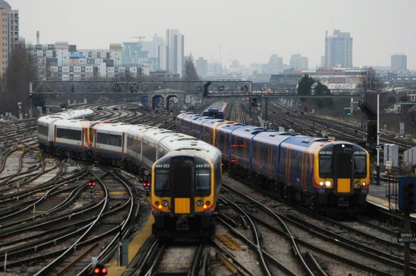 Jernbanen i London. Illustrasjonsfoto: AP Photo/Matt Dunham