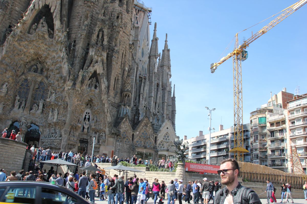 Sagrada Familia påsken 2015. (Foto: Svanhild Blakstad)