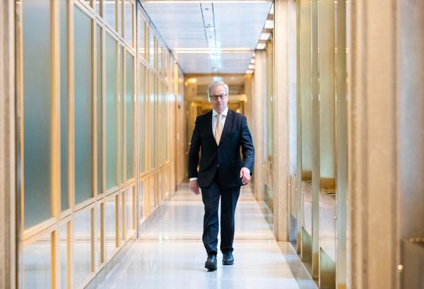 Sentralbanksjef Øystein Olsen og rentekomiteen i Norges Bank holder som ventet styringsrenta uendret på null prosent. Foto: Berit Roald / NTB