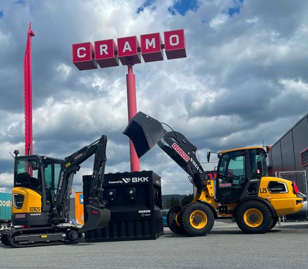 Cramo investerer i både nye maskiner og ladecontainere. Foto: Cramo