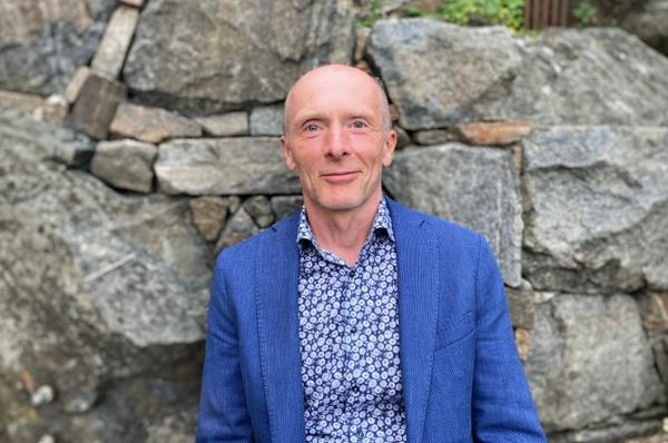 Arne Scott begynner som selskapsadvokat i Norconsult. Foto: Privat