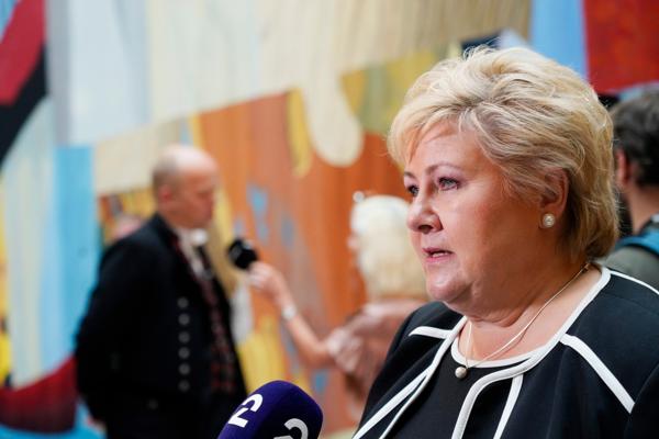 Avtroppende statsminister Erna Solberg etter den høytidelige åpningen av Stortinget. Foto: Terje Bendiksby / NTB