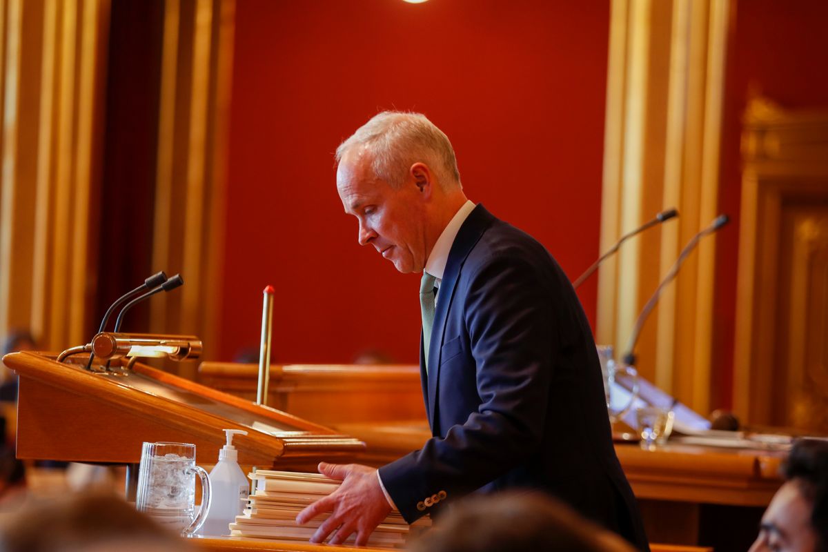Finansminister Jan Tore Sanner (H) i Stortinget tirsdag. Foto: Javad Parsa / NTB
