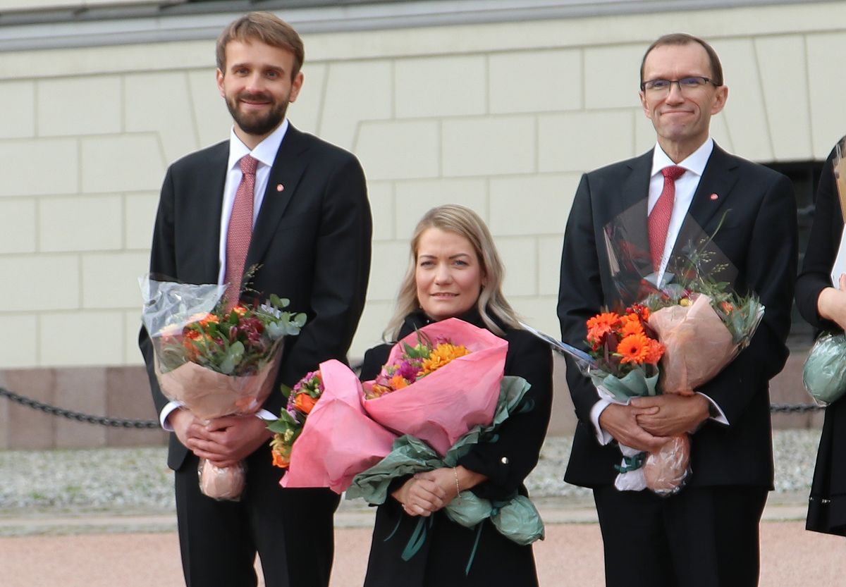 F.v. næringsminister Jan Christian Vestre (AP), landbruks- og matminister Sandra Konstance Nygård Borch (SP) og klima- og miljøvernminister Espen Barth Eide (AP). Foto: Arve Brekkhus