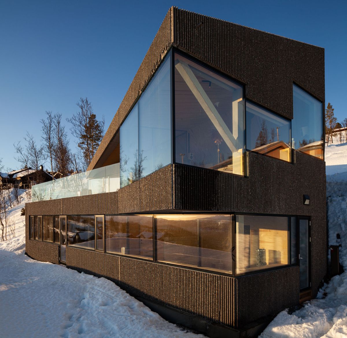 Denne hytten i Målselv er en av finalistene til årets Betongtavle.