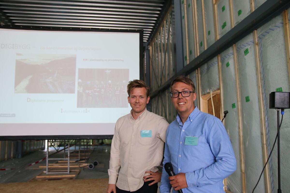 Prosjekteringsleder Lars-Petter Larsen og BIM-koordinator Kjetil Krogseth i Rambøll.