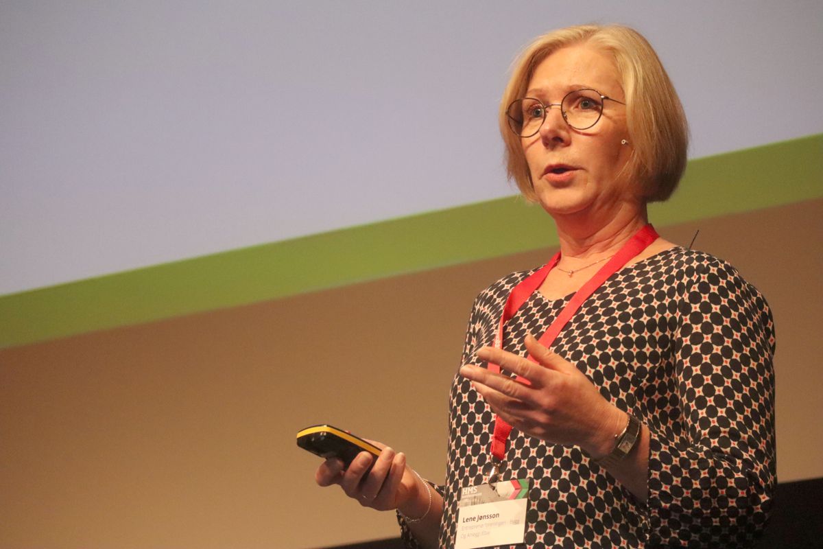 Lene Jønsson, daglig leder i Samarbeid for sikkerhet i bygg og anlegg åpnet årets HMS--konferanse på Lillestrøm. Foto: Svanhild Blakstad