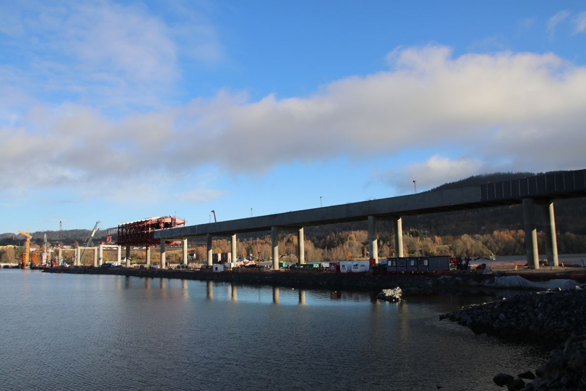 Minnevika bru ved Eidsvoll og Minnesund. Illustrasjonsfoto: Arve Brekkhus