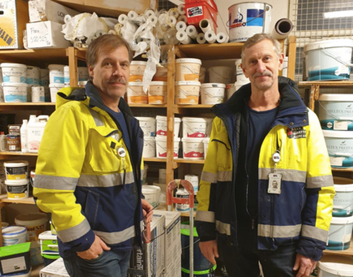 Johnny Hübinette (t.v) og Peter Hagman i malerfirmaet Hagman och Hübinette Måleri i Stockholm blir nå en del av Håndverksgruppen. Foto: Privat