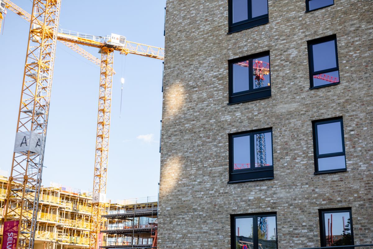 Byrådet i Oslo vil opprette et nytt boligselskap som skal selge boliger til dem som evner å betale lån og renter, men har problemer med å skaffe nok egenkapital, eller på annen måte sliter med å komme inn på boligmarkedet i Oslo. Foto: Audun Braastad / NTB
