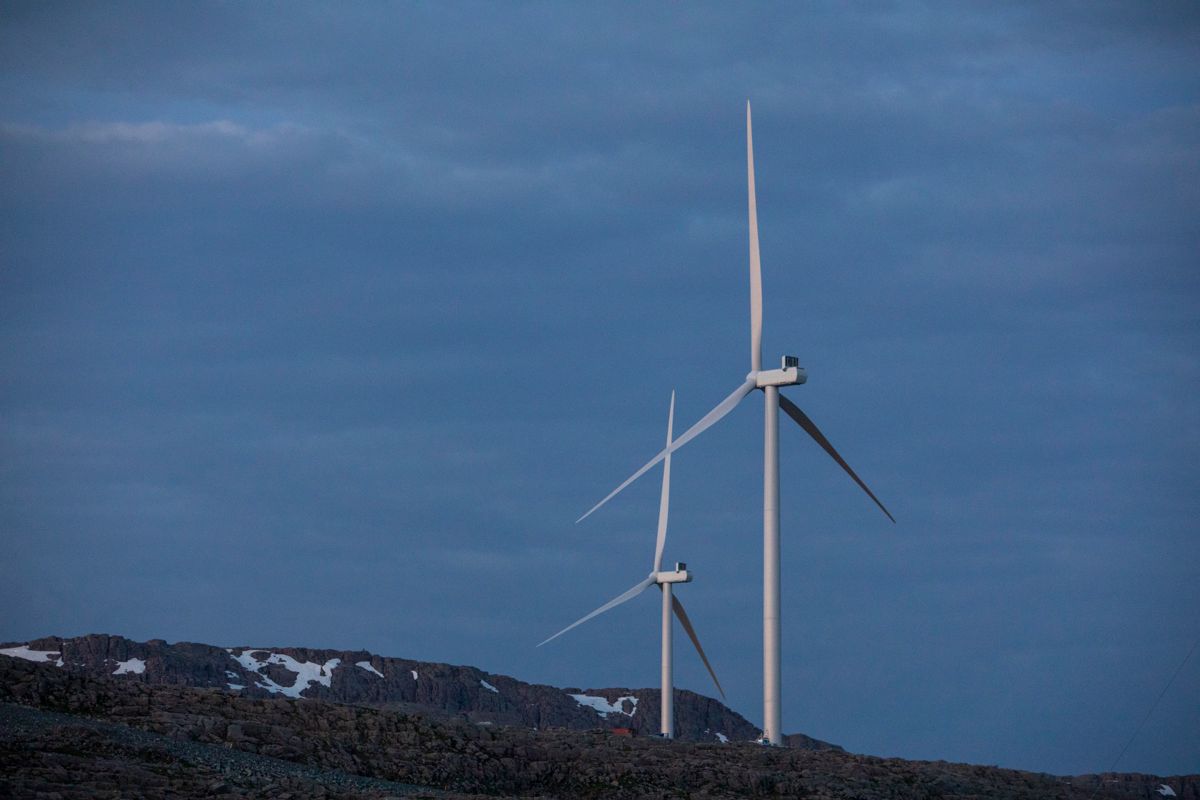 Ved Guleslettene vindpark like ved Florø er det installert 47 vindturbiner. Foto: Tore Meek / NTB