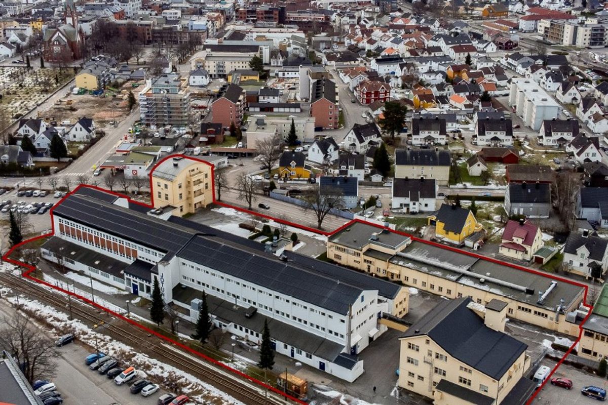 Bane Nor Eiendom har kjøpt Jotuns gamle eiendom i Rosenvoldsgate 19 i Sandefjord. Illustrasjon: Bane Nor Eiendom