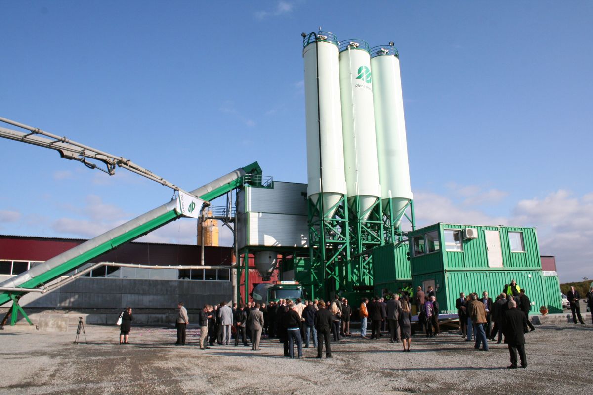 Ølen Betong åpnet fabrikken i Murmansk i 2008. Nå har det norske selskapet trukket seg ut. Tidligere eier Atle Berge har tatt over aksjene gjennom sitt eget selskap. Arkivfoto: Arve Brekkhus