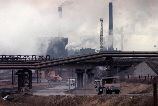 Severstal-fabrikk i Russland. Foto: NTB/AP Photos /Ivan Sekretarev