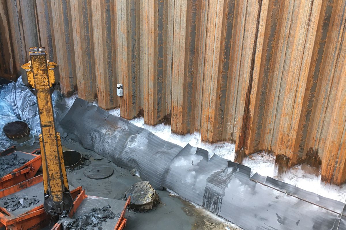 Frost holder overgangen mellom betong og stål tett. Foto: Geofrost
