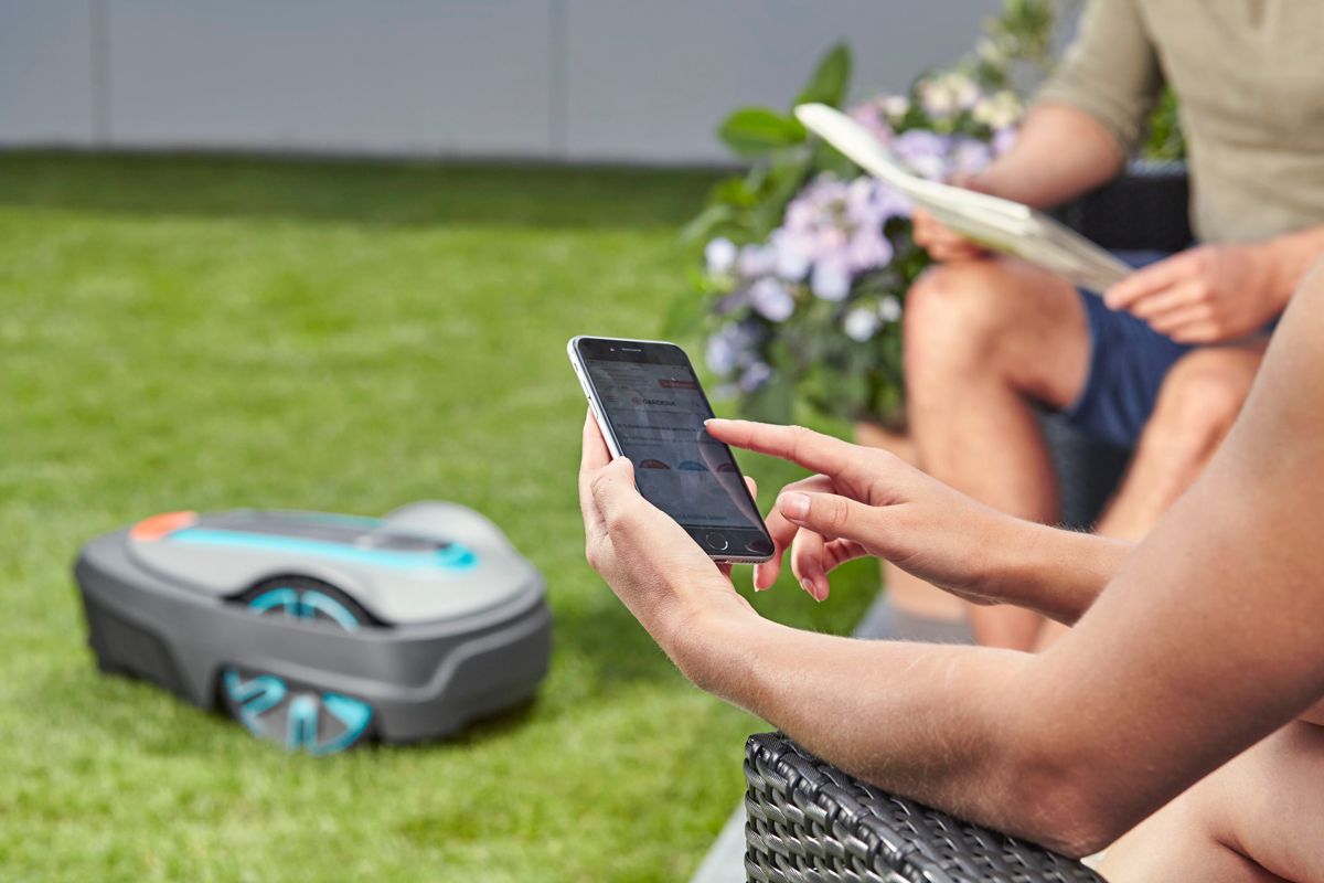 Med en smart app har du kontroll på hagen din uansett hvor du befinner deg.