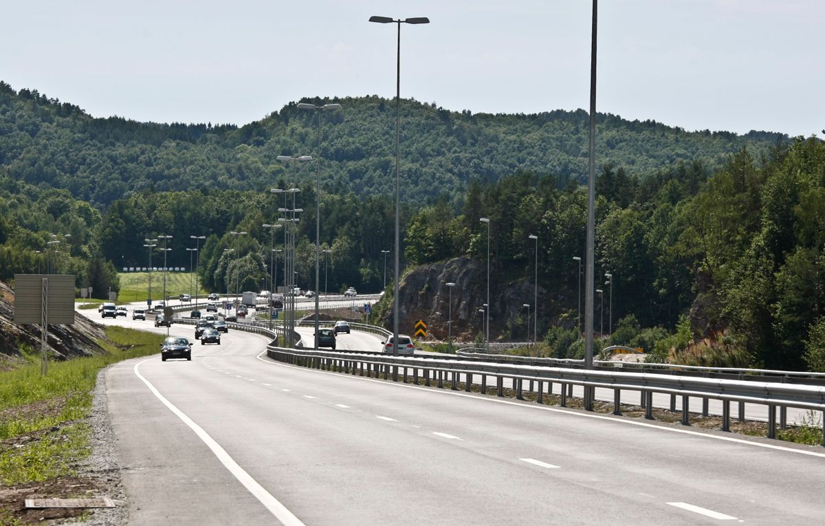 I en ny anbefaling foreslår Statens vegvesen å heve terskelen for å bygge firefelts motorveier i Norge. Foto: Tor Erik Schrøder / SCANPIX