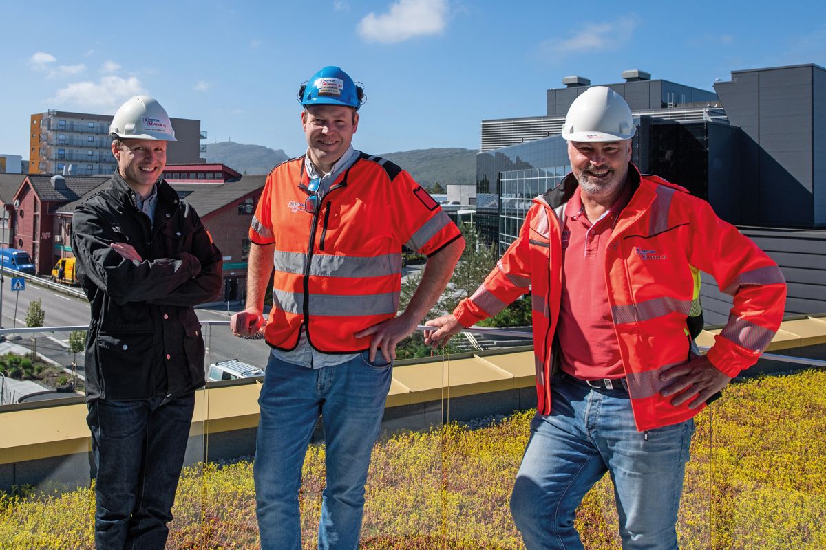 Fra venstre: arkitekt Chris McConnachie, prosjektleder Johnny Barsnes og prosjektsjef leder Kåre Bjorøy, alle fra Sartor & Drange.