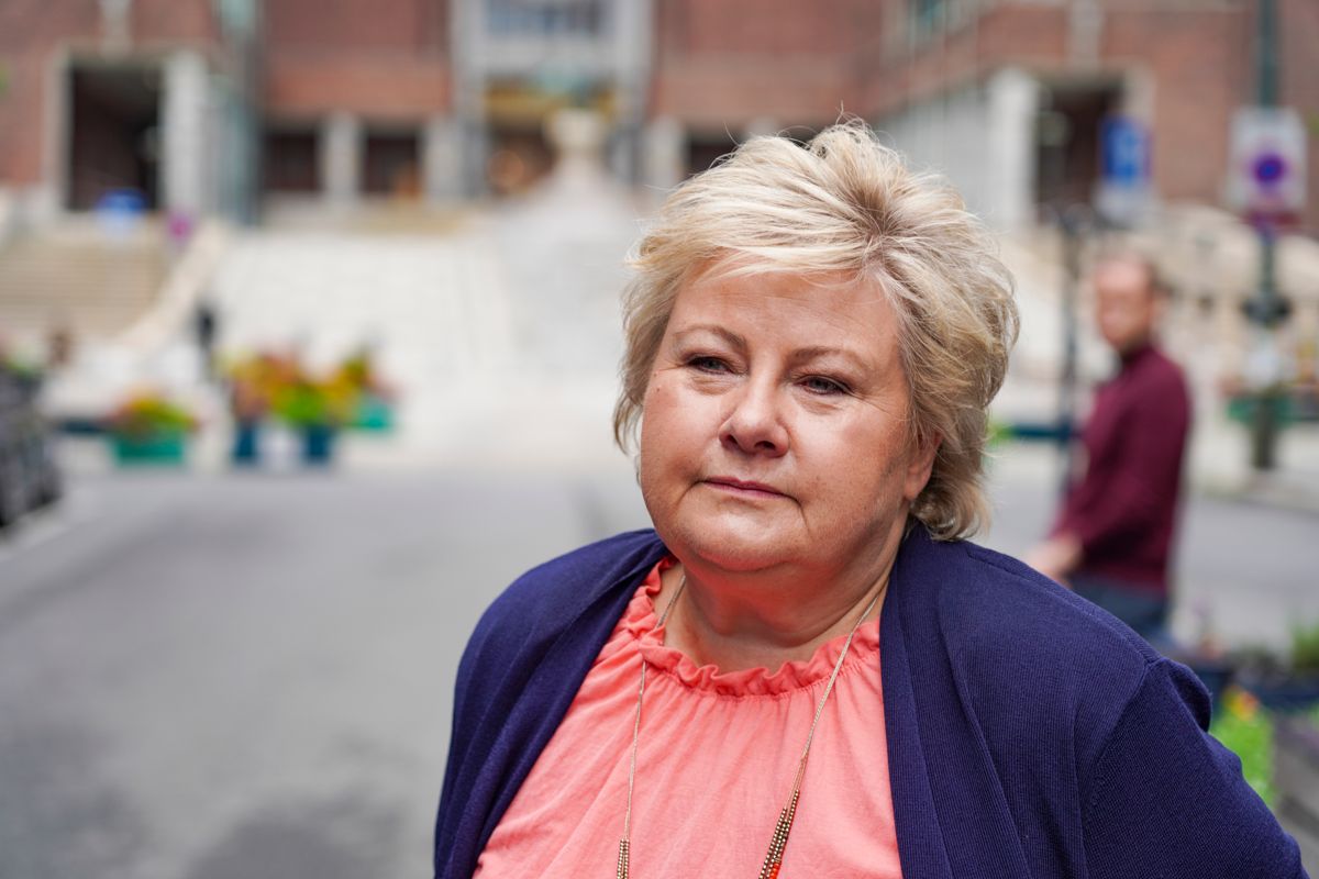 Høyre-leder Erna Solberg er med Frp, Rødt og SV på å hasteinnkalle Stortinget i forbindelse med strømkrisen. Foto: Ole Berg Rusten / NTB