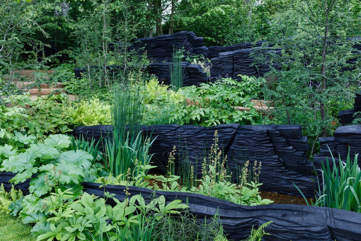<i>The M&G Garden. Designed by: Andy Sturgeon. Sponsored.by: M&G Investments. RHS Chelsea Flower Show 2019</i>