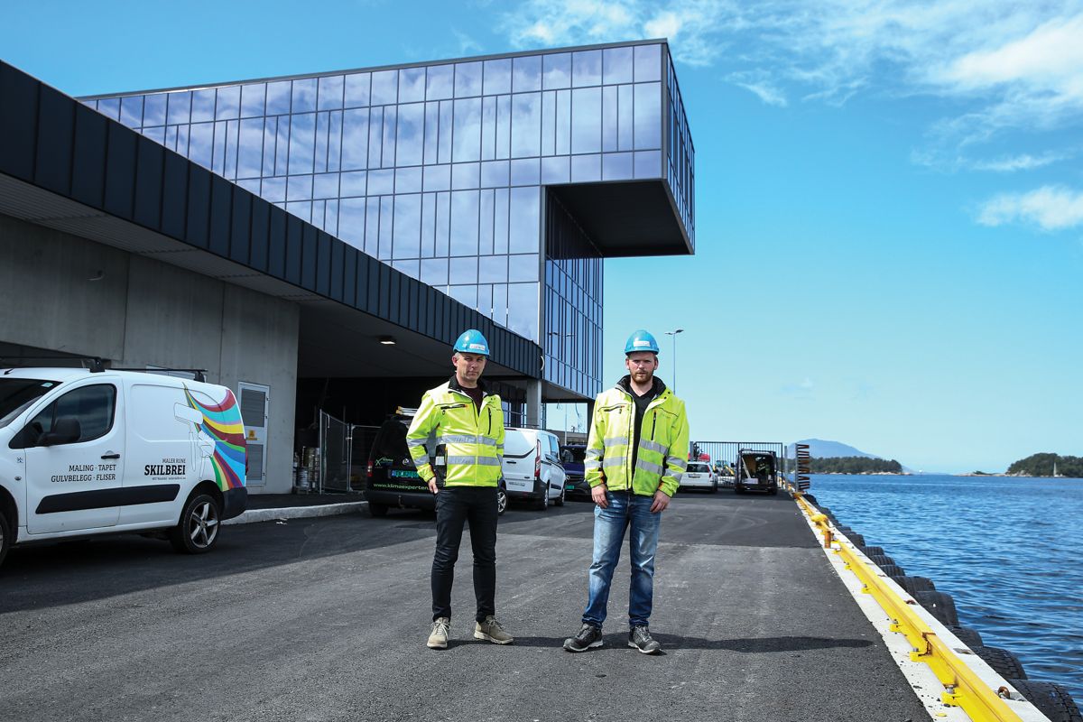 Torgeir Sunnarvik og Magnus Storelid er henholdsvis prosjektleder og anleggsleder for utbyggingen hos totalentreprenør Consto SFJ.