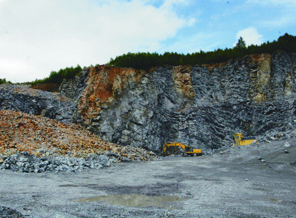 Bergindustrien er en maskinintensiv bransje, hvor det brukes mye diesel, elektrisitet og sprengstoff. – Prisene stiger dramatisk på alle hovedinnsatsfaktorene samtidig, sier Anita Hall i Norsk Bergindustri.