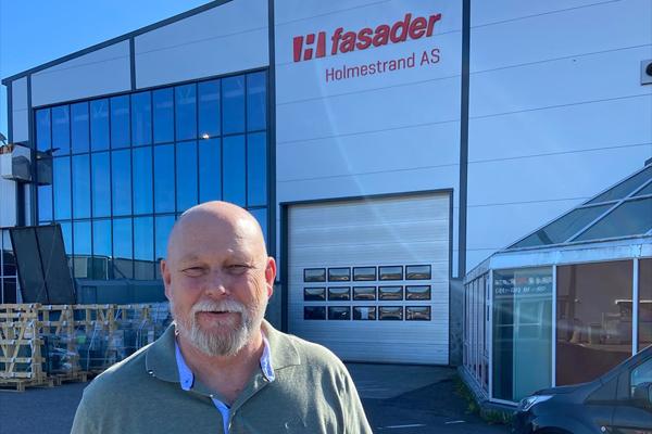Knut Jørgensen er den nye sjefen i H-fasader Holmestrand.