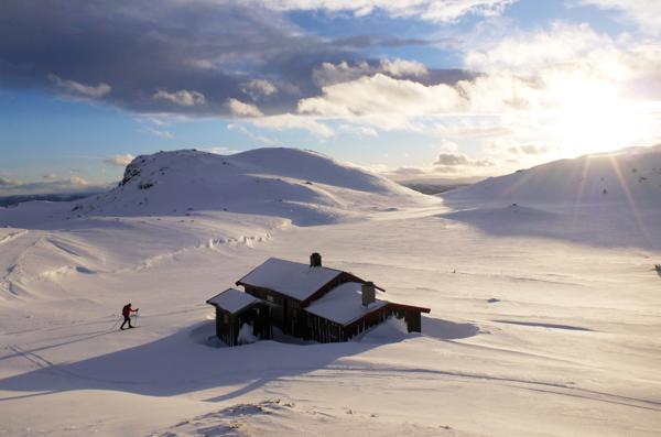 Prisen for hytter på fjellet skal ned, sier meglere. Foto: Erik Johansen / NTB