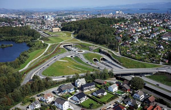 E39 Eiganestunnelen er en del av Ryfast-prosjektet. Byggestart var i februar 2014, og tunnelen ble åpnet 22. april i 2020. Foto: Øyvind Ellingsen/Statens vegvesen