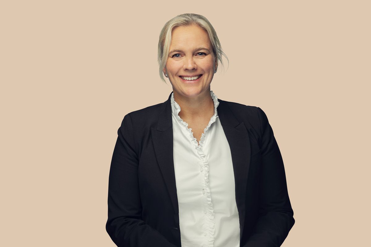 Kristin Folge, konsernsjef for drift og vedlikehold i Mesta, kan noterer over en million brøytestikker satt ut.