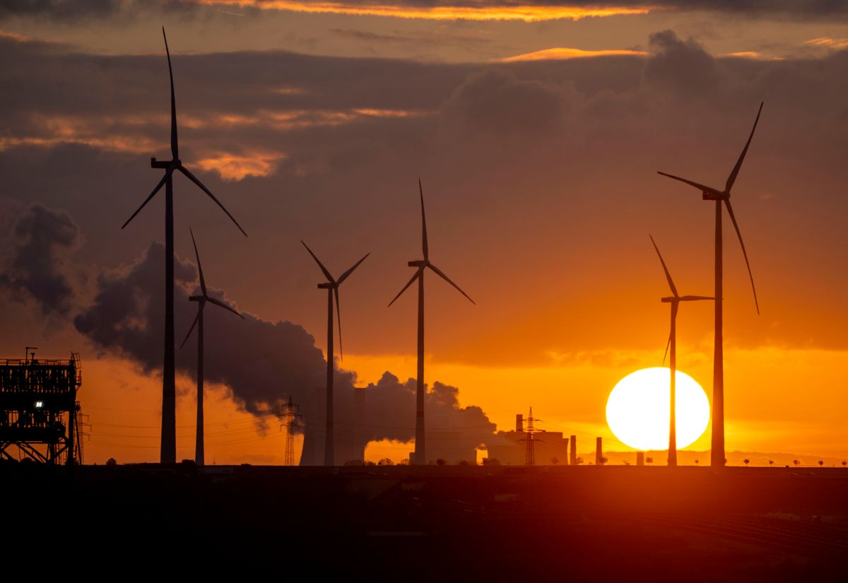 Utbyggingen av vindparken skal UAEs statlige fornybare energiselskap, Masdar, og Hassan Allam Utilities, Egypts viktigste utvikler innen fornybar energi, stå for. Foto: Michael Probst / AP / NTB