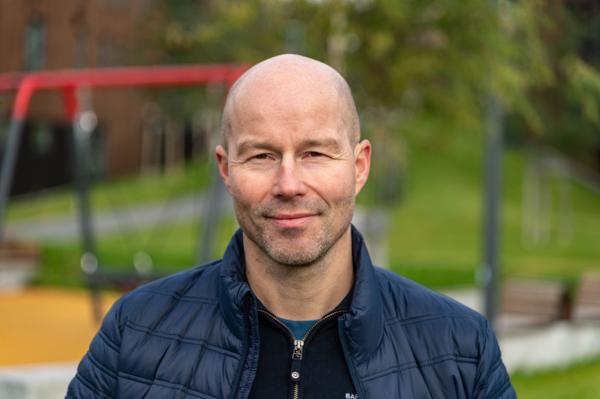 Trond Petter Robertsen er ansatt som ny administrerende direktør i Barlindhaug Eiendom AS. Foto: Barlindhaug Eiendom
