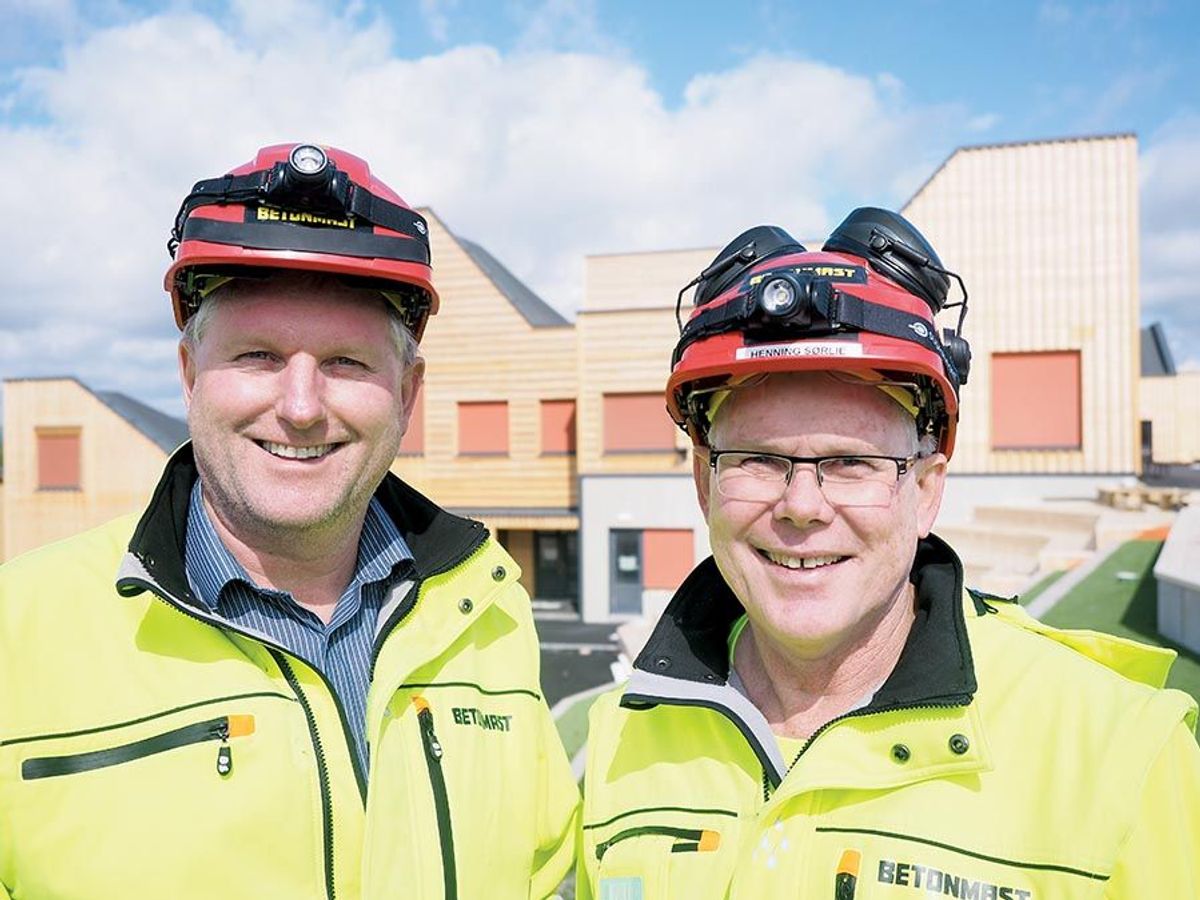 Dag Stenersen, avdelingsleder i Betonmast Innlandet og prosjektleder Henning Sørlie i Betonmast Innlandet.