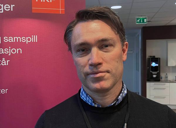 Marius Aarset er ansatt som ny direktør for miljø og bærekraft i HRP. Foto: HRP