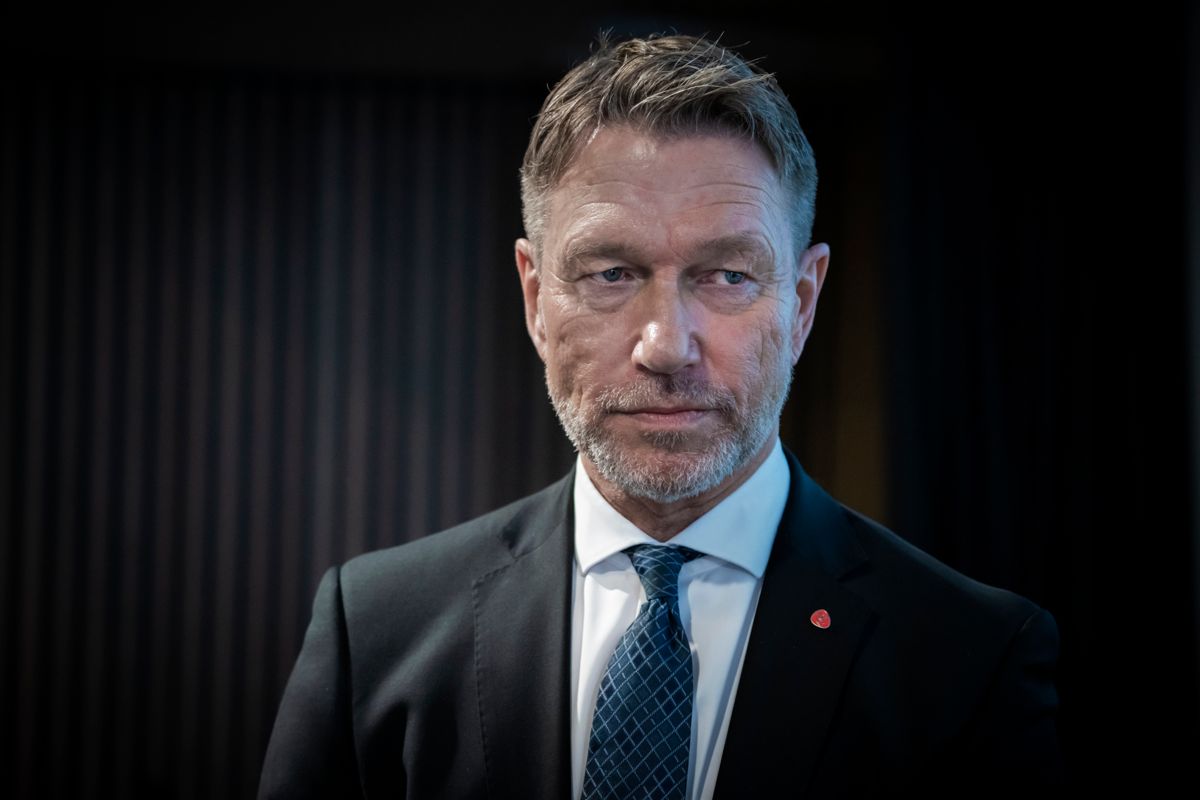Olje- og energiminister Terje Aasland opplyser til Dagbladet at regjeringen snart vil sette ned et utvalg som skal se på strømprisen.  Foto: Ole Berg-Rusten / NTB