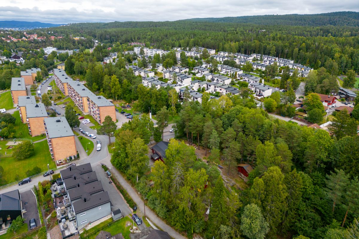 Regjeringen vil foreslå endringer i både plan- og bygningsloven og husleieloven for å sikre flere boliger til flyktninger. Illustrasjonsfoto: Håkon Mosvold Larsen / NTB