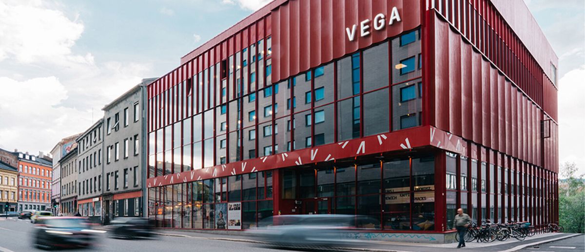 Vega Scene mottar DOGA-merket for design og arkitektur. Foto: Åse Holte