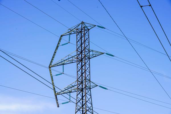 27.000 strømkunder får redusert nettleien med 8 øre per kWh i snitt i 2023. Foto: Lise Åserud / NTB