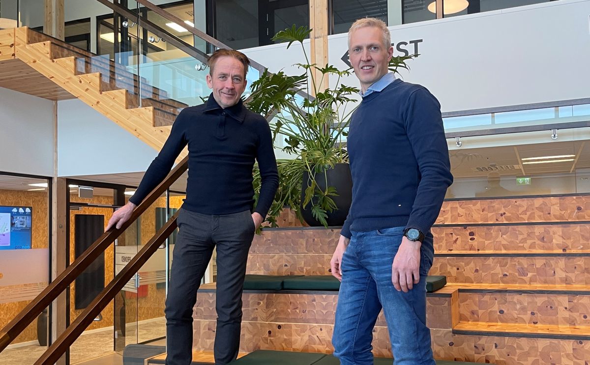 Ole Jermstad, prosjektsjef i TOBB (t.v) og Tor Ove Nesset COO i Sensor Innovation.