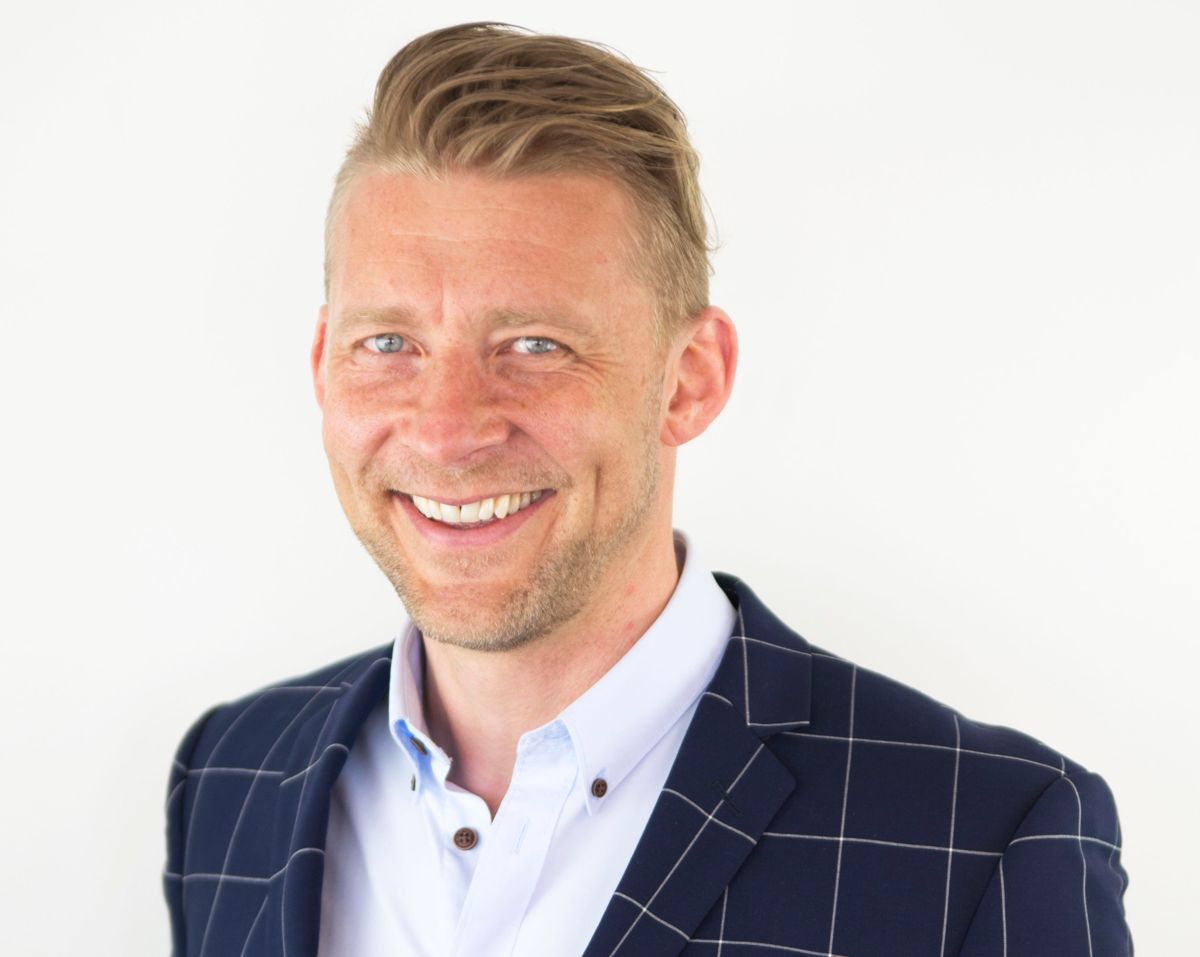Erlend Berg (46) er ansatt som administrerende direktør i Moelven Modus AS. Foto: Moelven Modus
