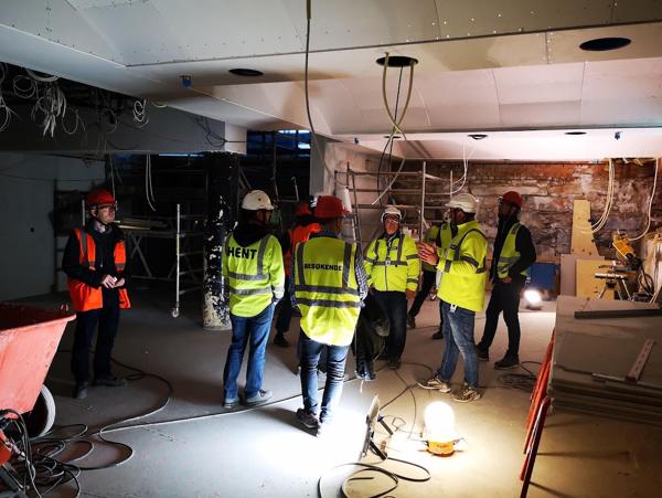 Teknisk befaring med fagsjefer fra HENT på rehabilitering av Britannia Hotel i Trondheim. Foto: HENT AS