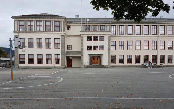 Orkanger barneskole. Foto: Orkland kommune