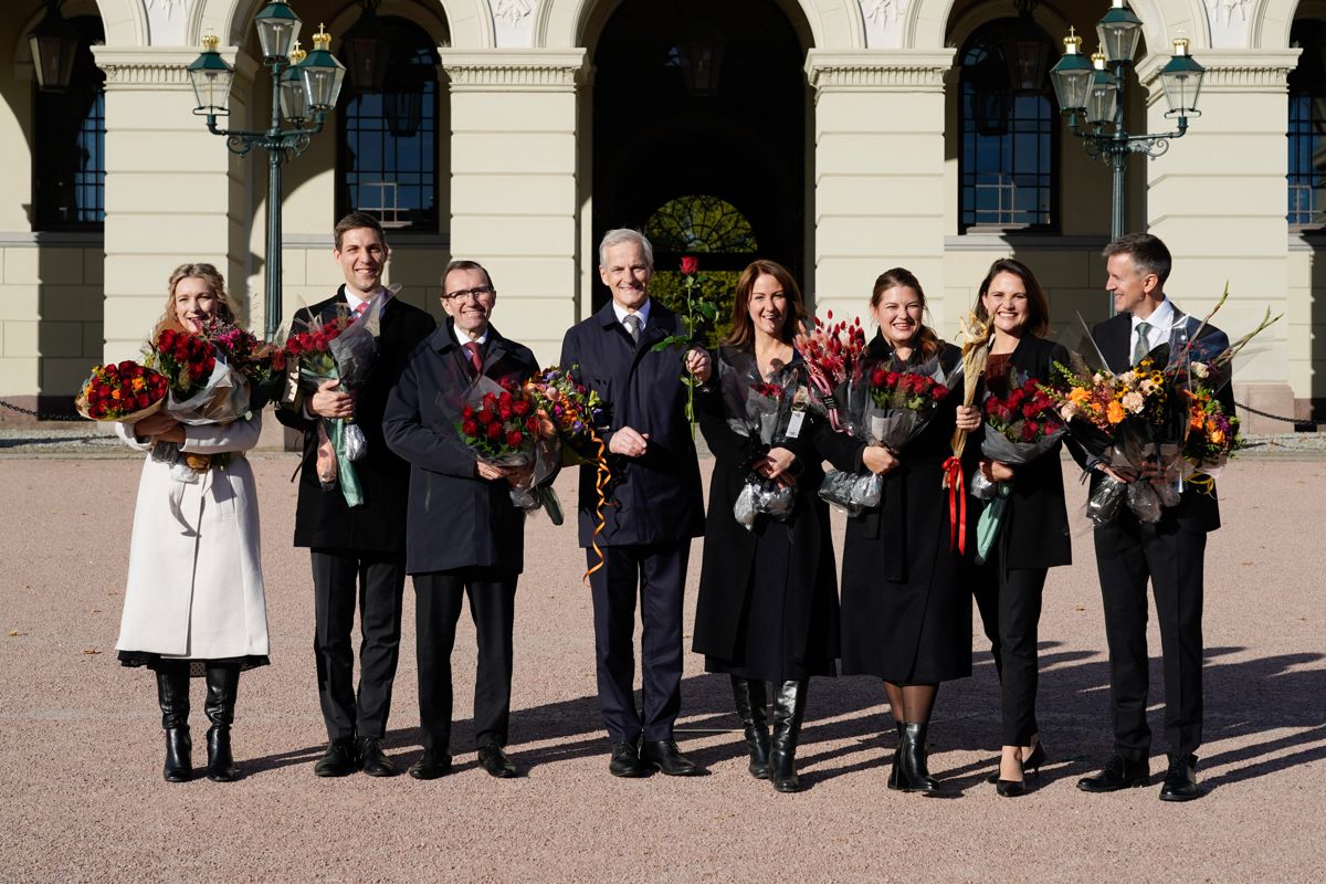 Statsminister Jonas Gahr Støre (Ap) presenterte mandag sitt nye regjeringslag etter ekstraordinært statsråd på Slottet. Foto: Gorm Kallestad / NTB