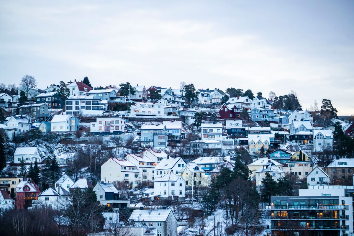 Så langt i år er det lagt ut 100.424 boliger for salg i Norge, noe som er 0,9 prosent flere enn i samme periode i 2022. Illustrasjonsfoto: Håkon Mosvold Larsen / NTB